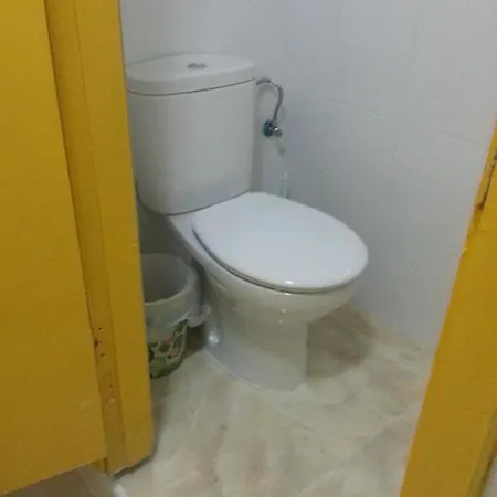 圣费尔南多家庭旅馆 * 普拉亚戴尔雷安格莱斯